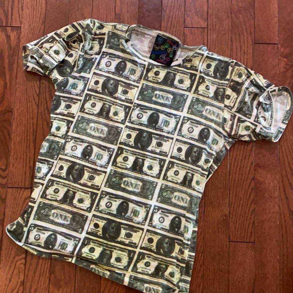 Omighty Money Graphic Tee